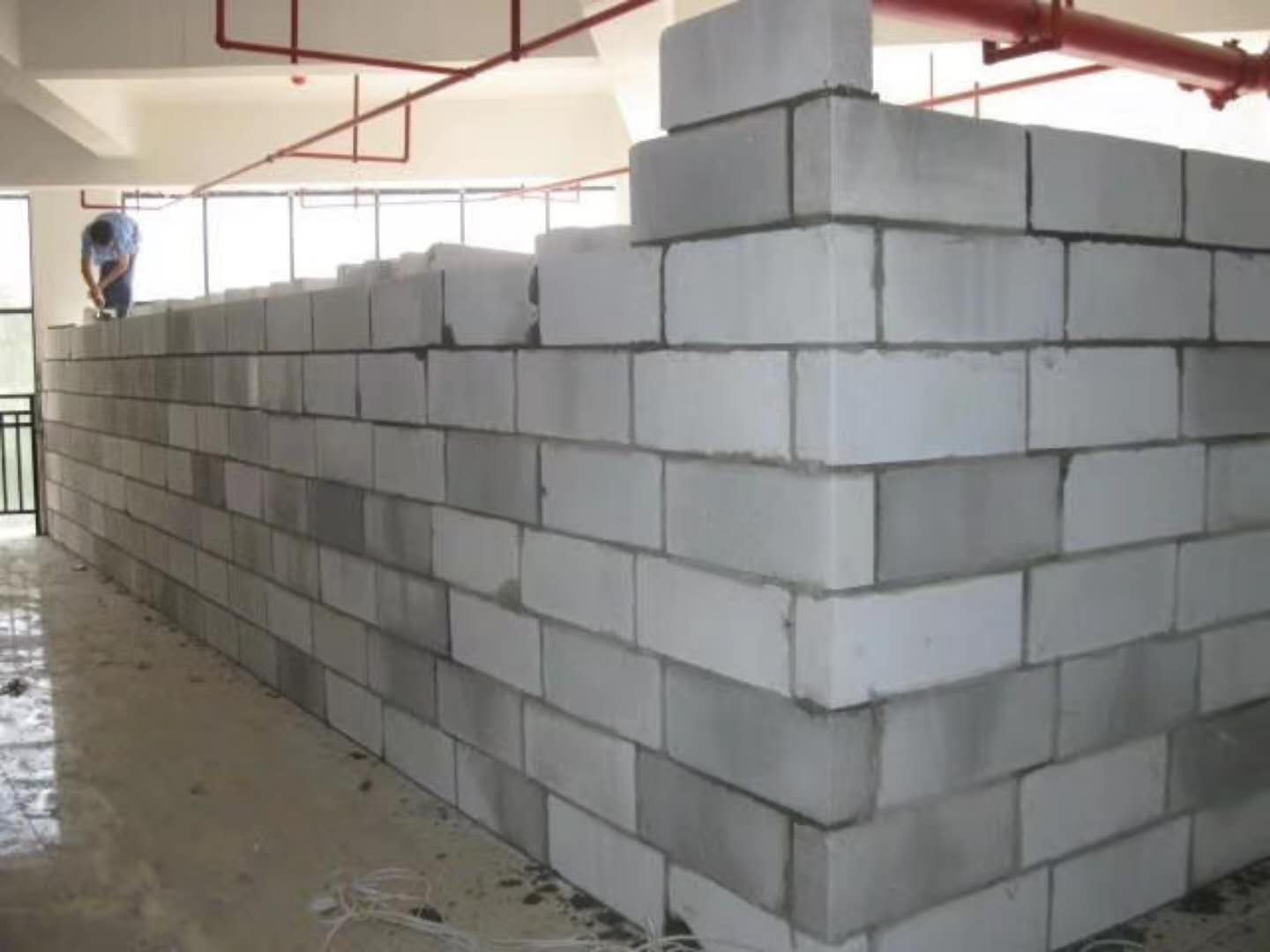 汤旺河蒸压加气混凝土砌块承重墙静力和抗震性能的研究